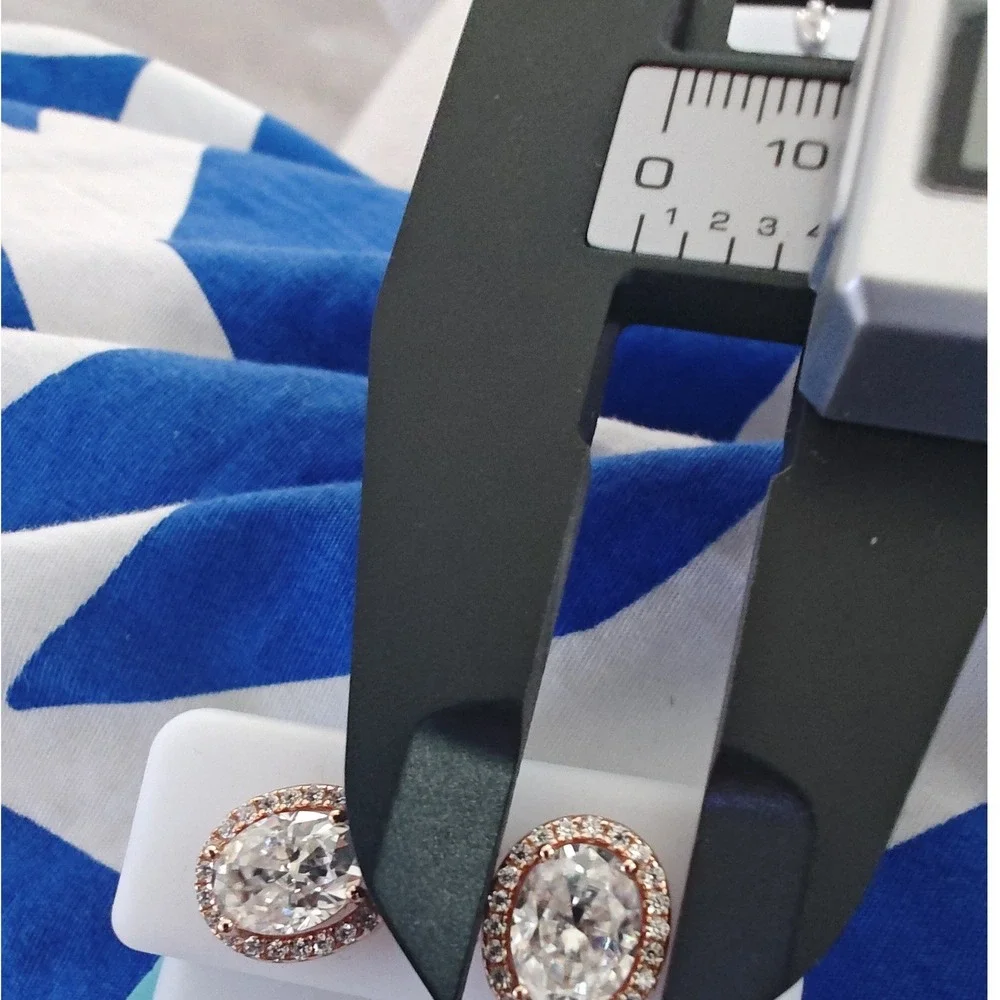 N/A oval halo